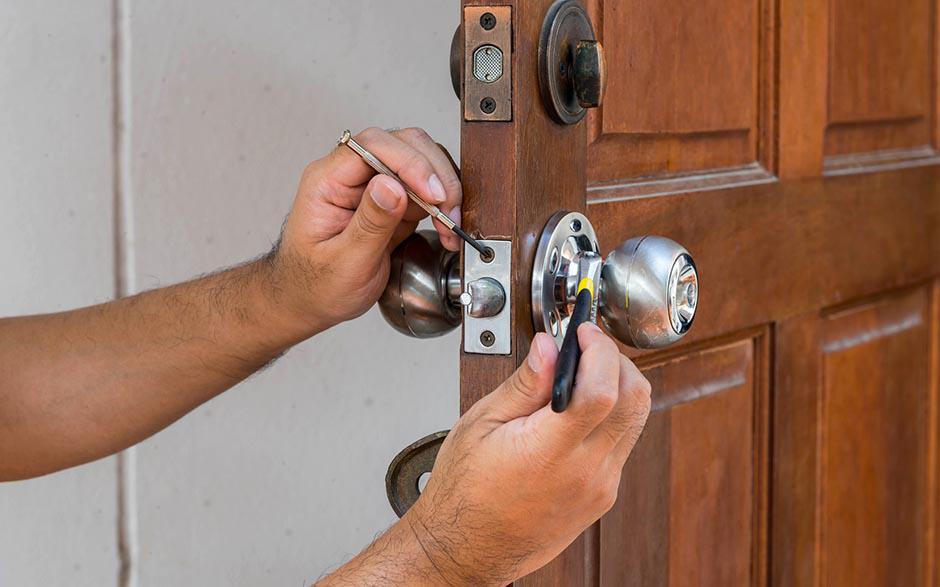 artisan serrurier pas cher Courbevoie